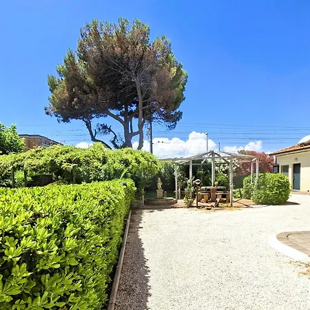 Apartment Domus Dafne *